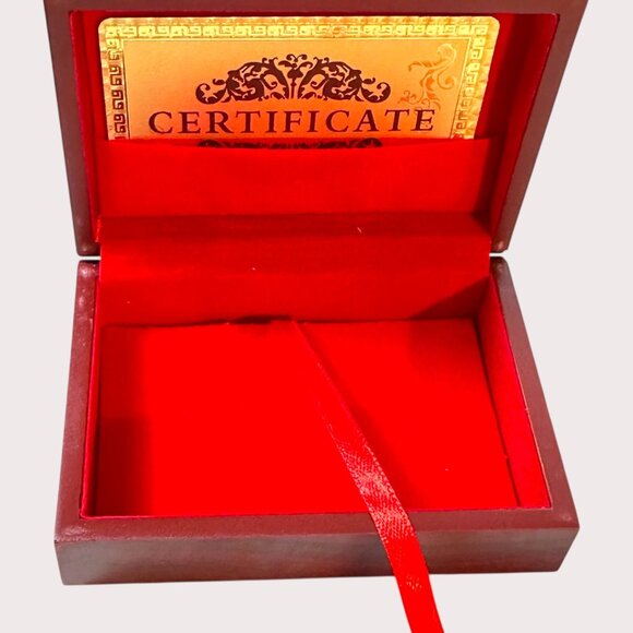 999.9 Gold Foil Playing Cards With Certificate In Red Wood Box - Picture 7 of 13